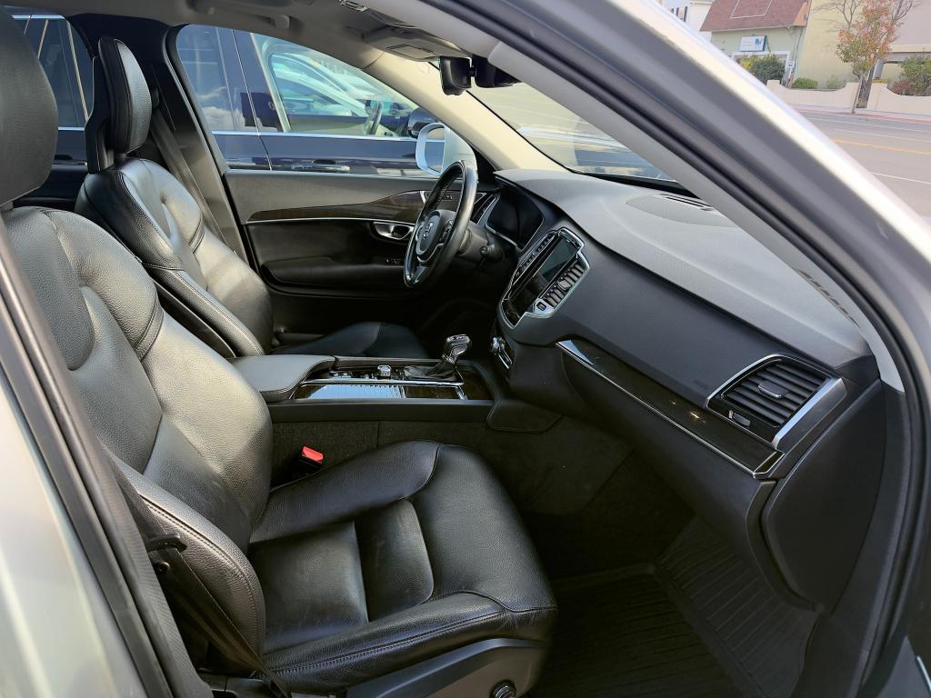 used 2018 Volvo XC90 car, priced at $17,445