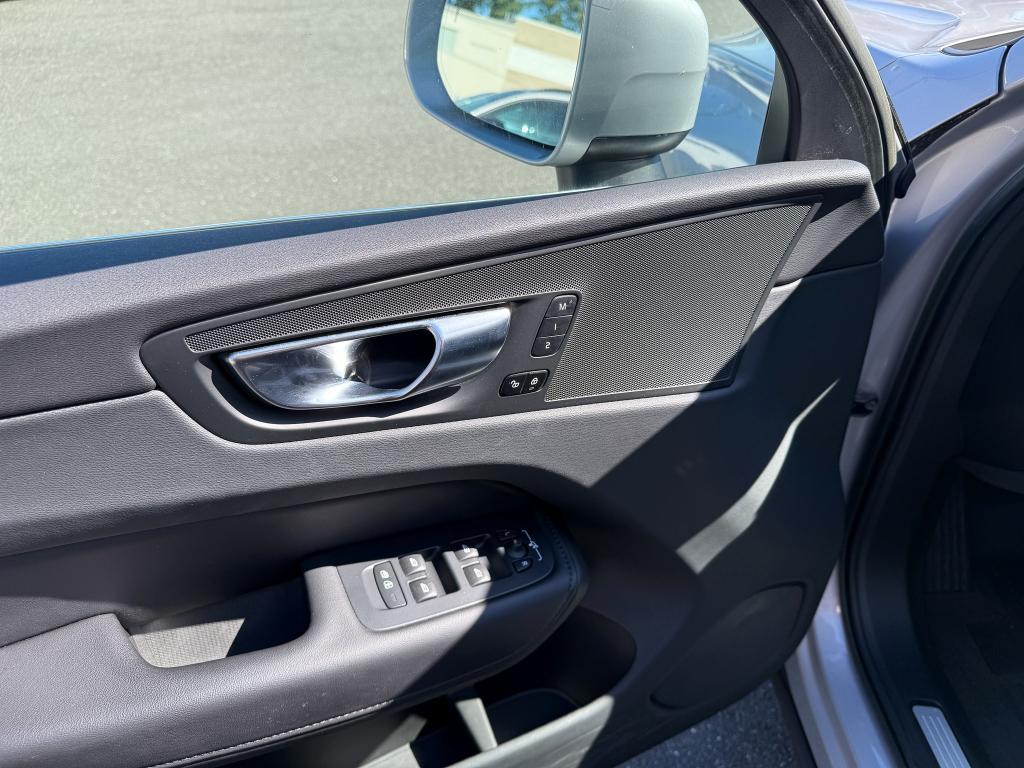 used 2023 Volvo XC60 car, priced at $36,649