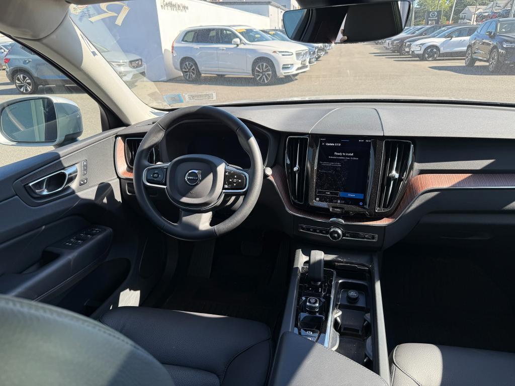 used 2023 Volvo XC60 car, priced at $36,649