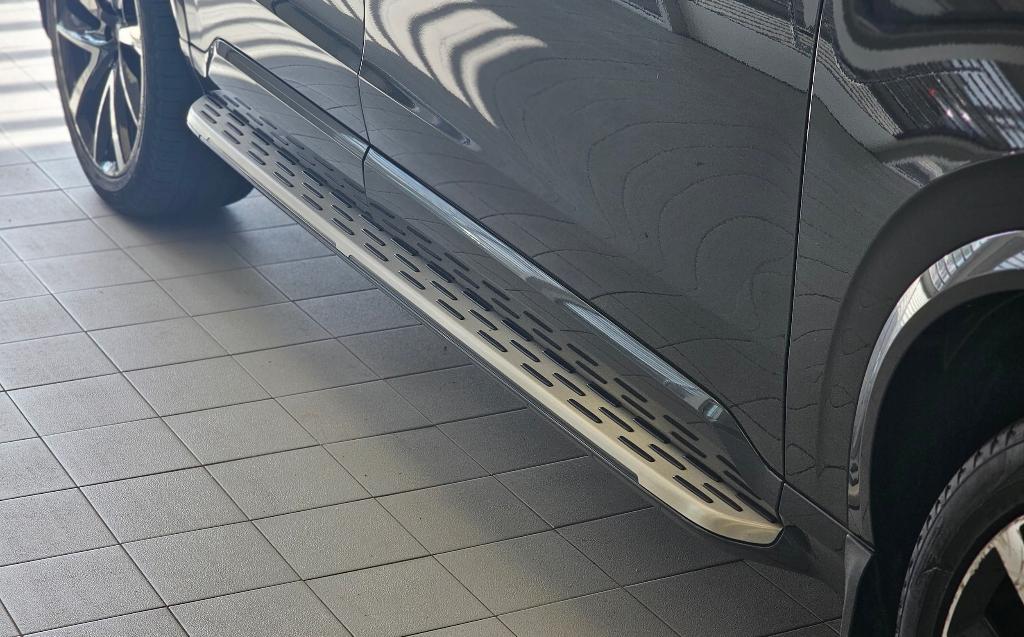 used 2022 Volvo XC90 car, priced at $36,955