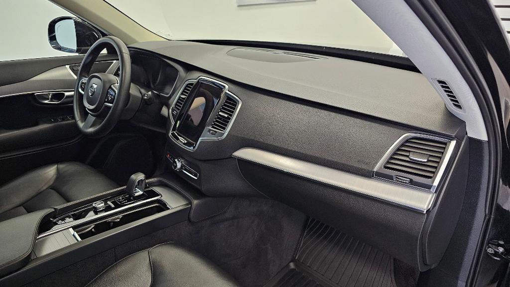used 2023 Volvo XC90 car, priced at $37,807