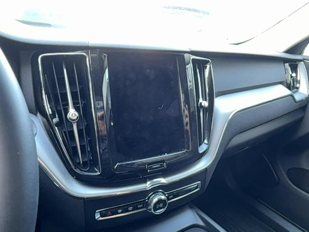 used 2022 Volvo XC60 car, priced at $35,033