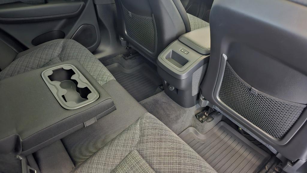 used 2022 Volvo XC60 car, priced at $33,752