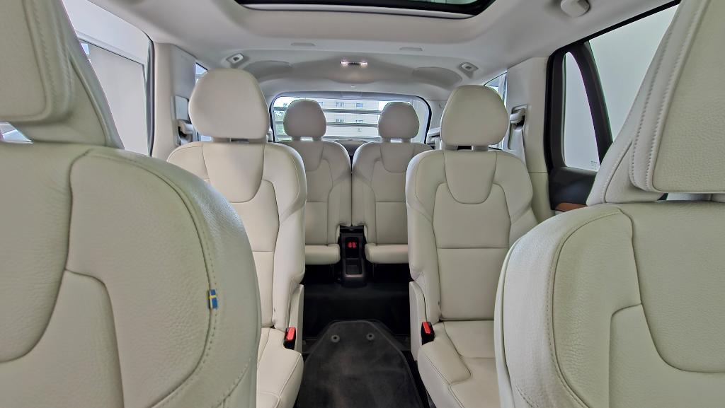 used 2022 Volvo XC90 car, priced at $42,567