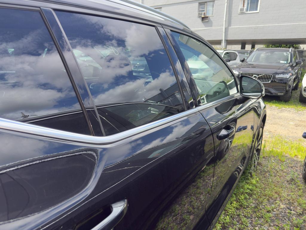 used 2023 Volvo XC40 car, priced at $32,507