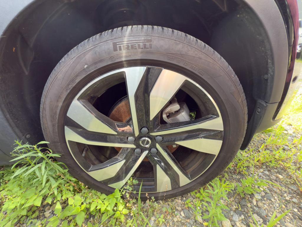 used 2023 Volvo XC40 car, priced at $32,507