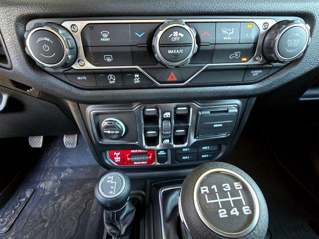 new 2025 Jeep Wrangler car, priced at $43,995