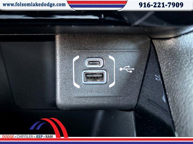 new 2025 Jeep Compass car, priced at $30,600