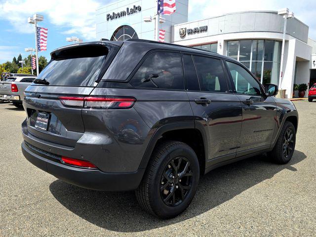 new 2025 Jeep Grand Cherokee car, priced at $39,995