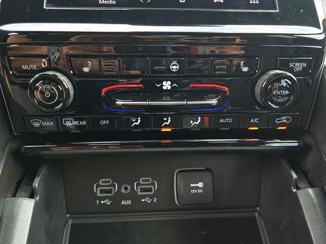 new 2025 Jeep Grand Cherokee car, priced at $39,995