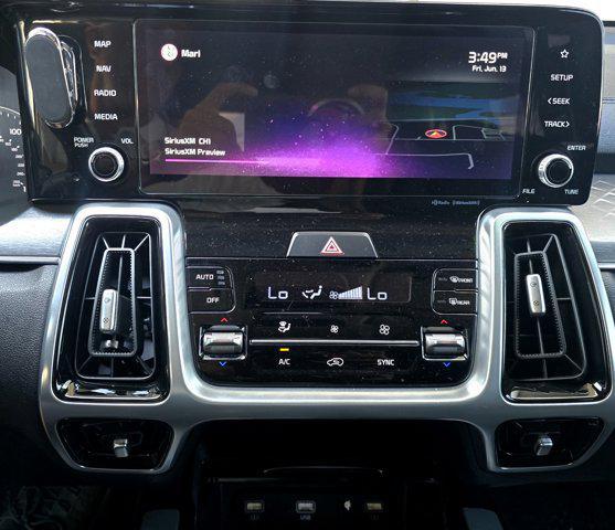 used 2022 Kia Sorento car, priced at $28,934