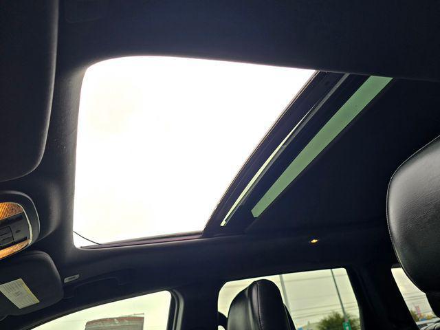 used 2017 Jeep Grand Cherokee car, priced at $15,995