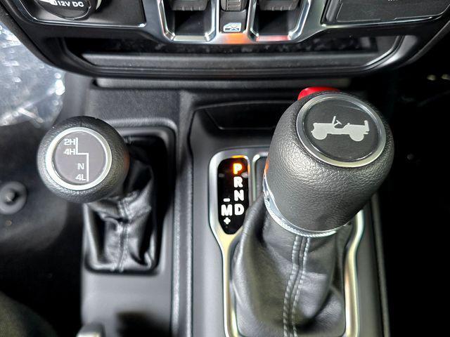 new 2025 Jeep Wrangler car, priced at $43,995