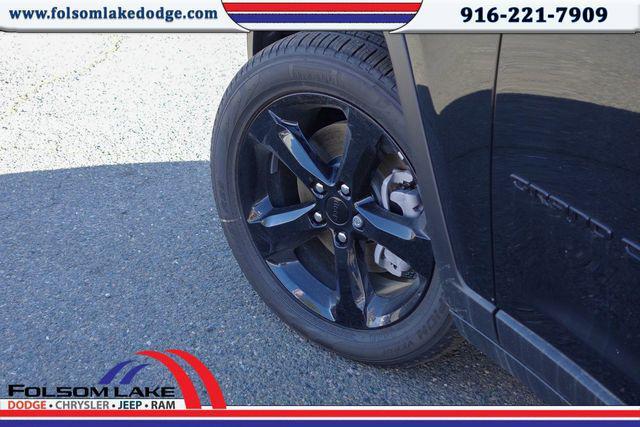 new 2025 Jeep Grand Cherokee L car, priced at $45,995