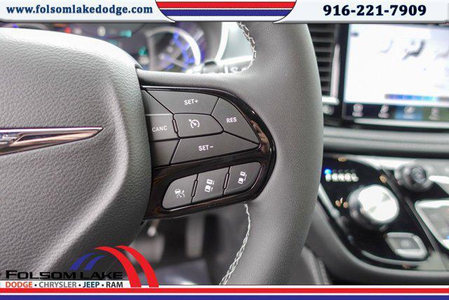 new 2025 Chrysler Pacifica Hybrid car, priced at $46,995
