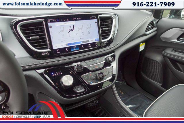 new 2025 Chrysler Pacifica Hybrid car, priced at $46,995