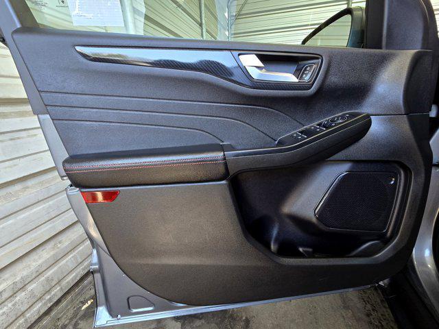 used 2024 Ford Escape car, priced at $25,900