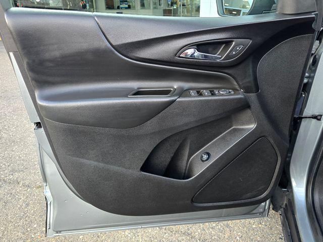 used 2024 Chevrolet Equinox car, priced at $21,786