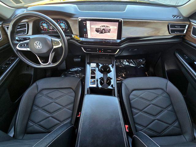 used 2024 Volkswagen Atlas car, priced at $29,900