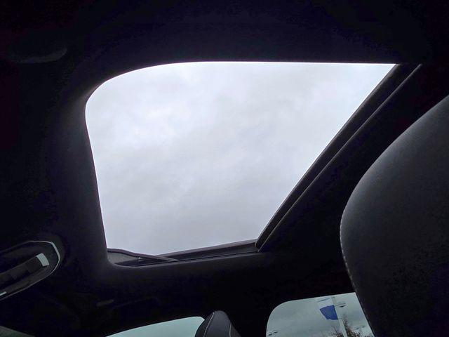 used 2025 Jeep Grand Cherokee L car, priced at $38,900