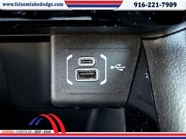 new 2025 Jeep Compass car, priced at $32,495