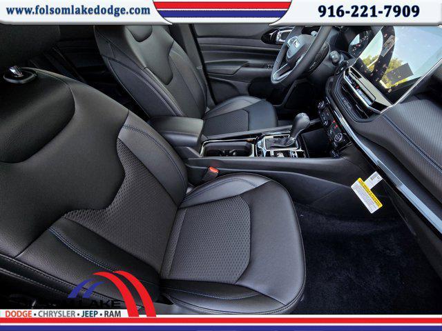 new 2025 Jeep Compass car, priced at $32,495