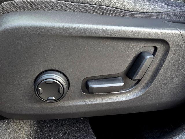 used 2021 Volvo XC40 car, priced at $20,900