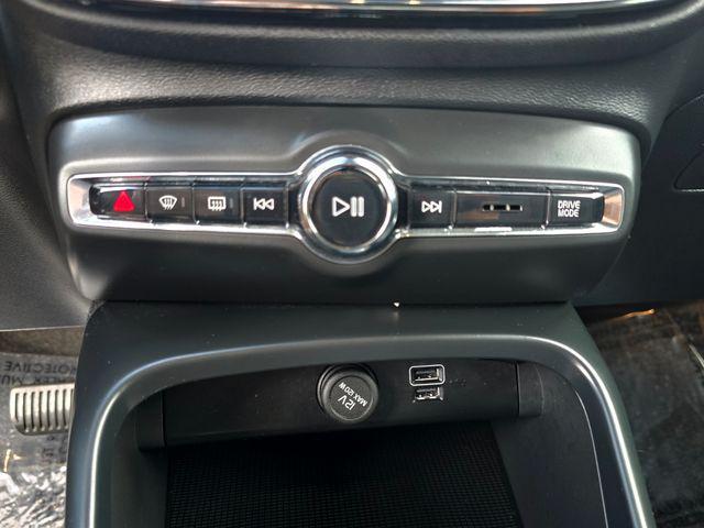 used 2021 Volvo XC40 car, priced at $20,900