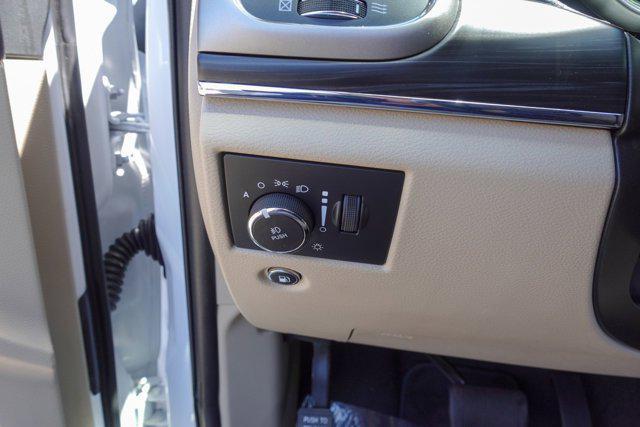 used 2021 Jeep Grand Cherokee car, priced at $31,988