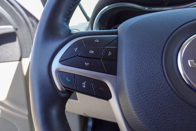 used 2021 Jeep Grand Cherokee car, priced at $31,988