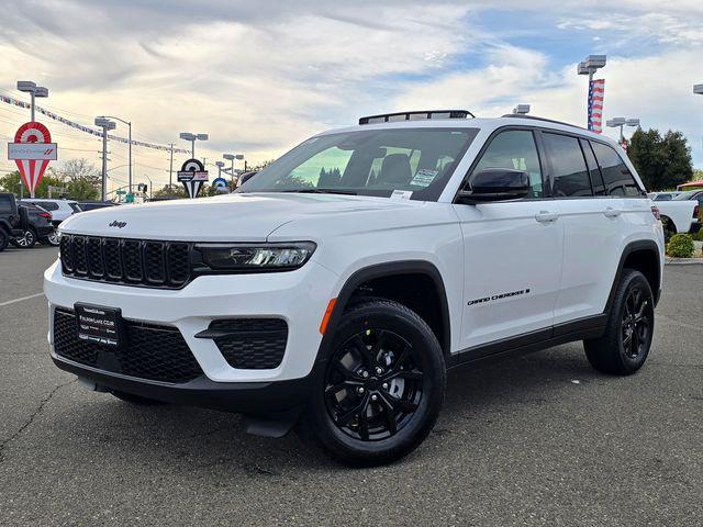 new 2025 Jeep Grand Cherokee car, priced at $35,995
