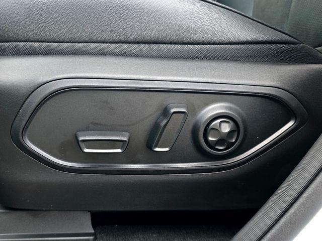 new 2025 Jeep Grand Cherokee car, priced at $35,995