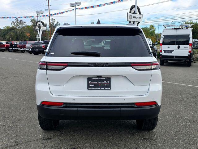 new 2025 Jeep Grand Cherokee car, priced at $35,995