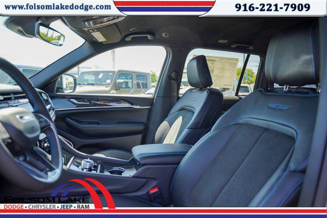 new 2025 Jeep Grand Cherokee 4xe car, priced at $64,975