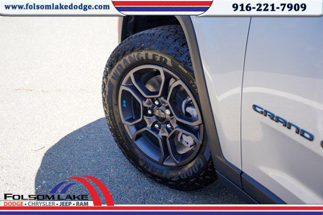 new 2025 Jeep Grand Cherokee 4xe car, priced at $64,975