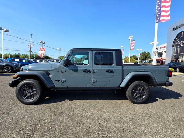 new 2025 Jeep Gladiator car, priced at $40,995