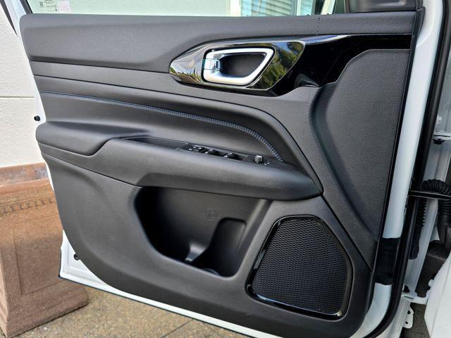 new 2026 Jeep Compass car, priced at $32,035