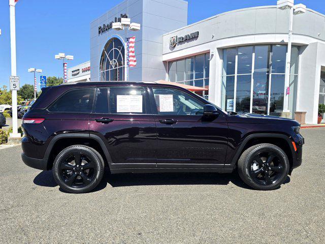 used 2023 Jeep Grand Cherokee car, priced at $37,900