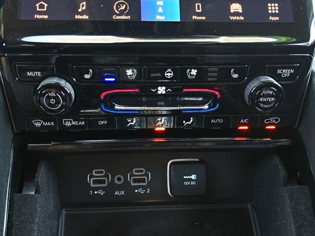 used 2023 Jeep Grand Cherokee car, priced at $37,900