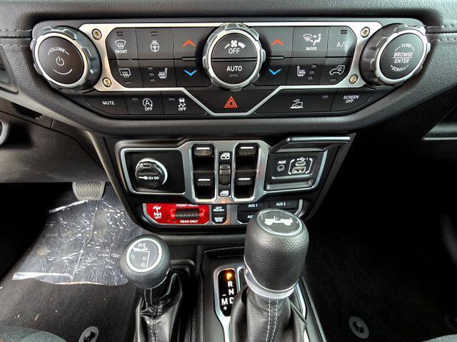 new 2025 Jeep Wrangler car, priced at $55,995