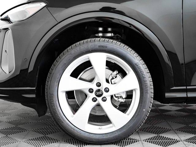 new 2025 Audi Q5 car, priced at $61,150