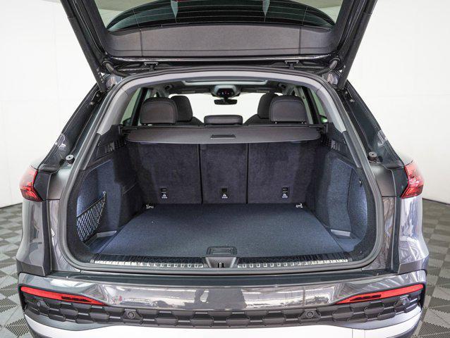 new 2025 Audi Q5 car, priced at $60,960