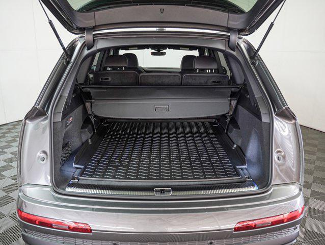 new 2025 Audi Q7 car, priced at $78,110