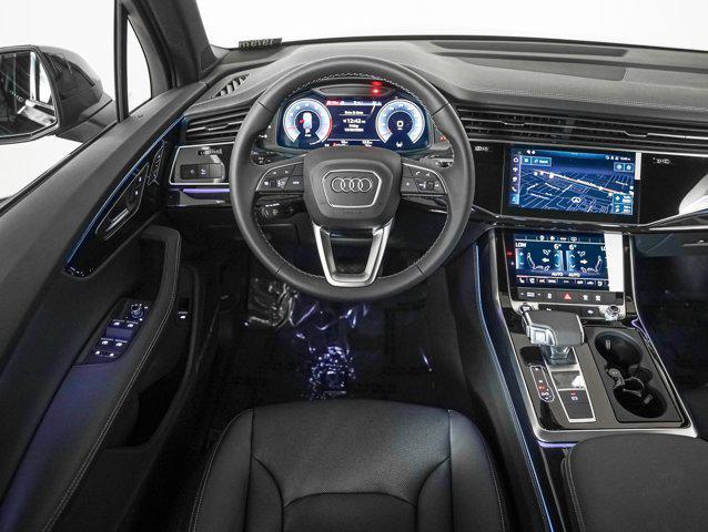 new 2025 Audi Q7 car, priced at $77,460