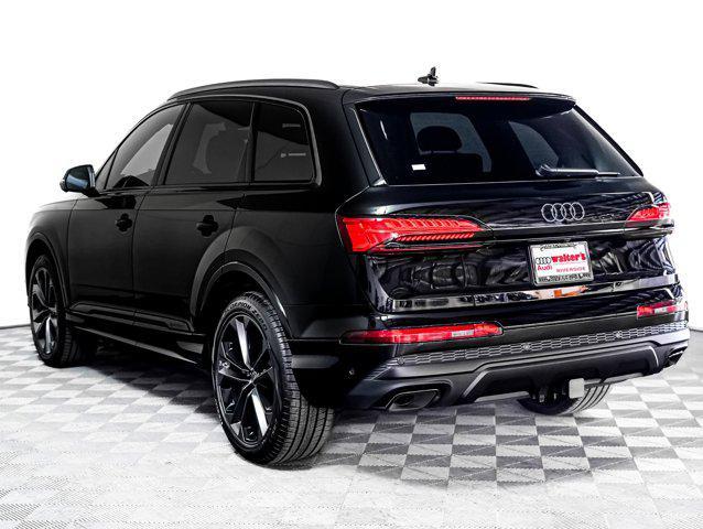 new 2025 Audi Q7 car, priced at $77,460