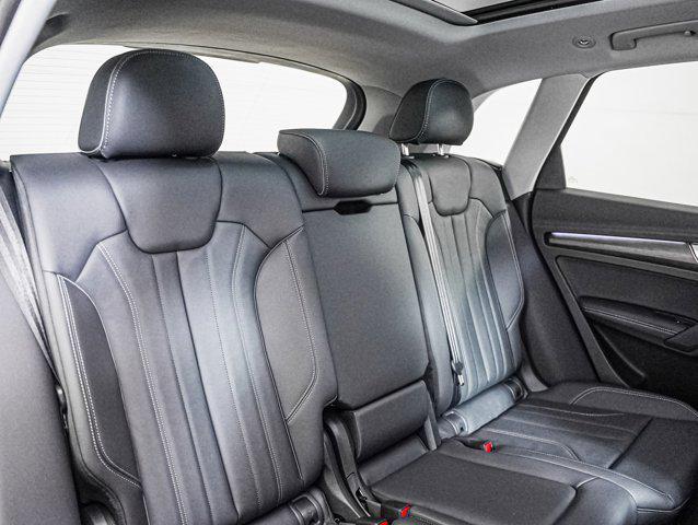 new 2025 Audi Q5 car, priced at $66,985