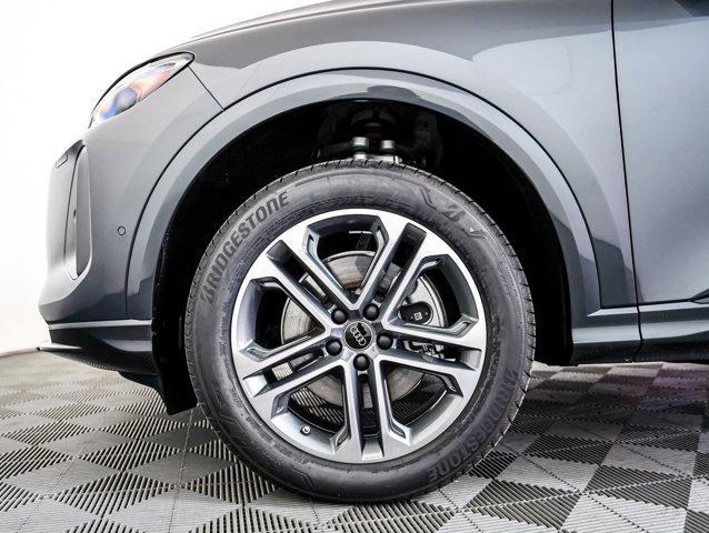 new 2025 Audi Q5 car, priced at $57,625