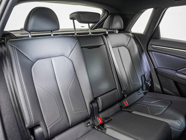 new 2025 Audi Q3 car, priced at $45,785