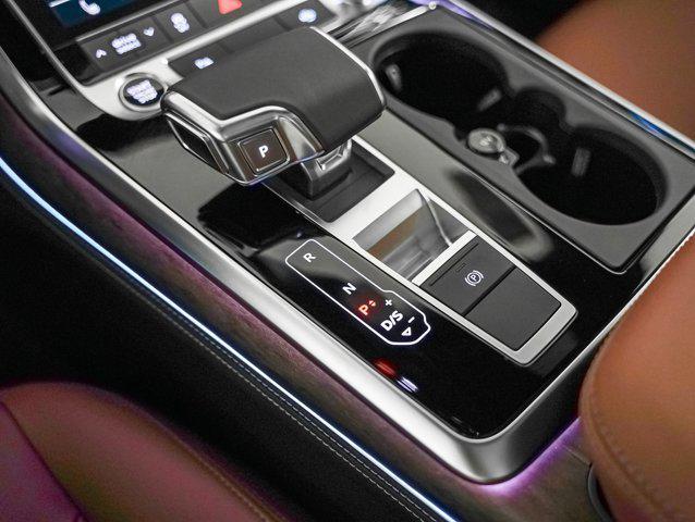new 2025 Audi Q7 car, priced at $75,515