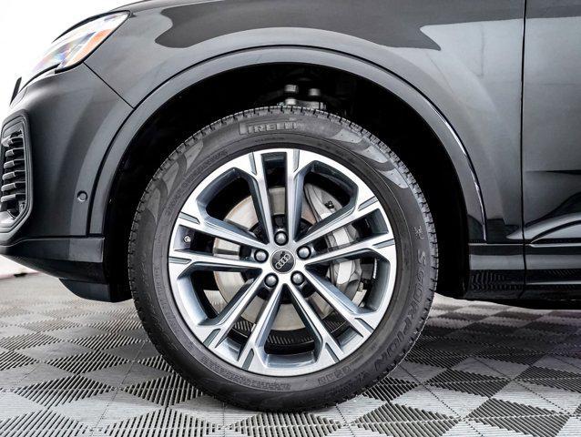 used 2025 Audi Q7 car, priced at $55,500